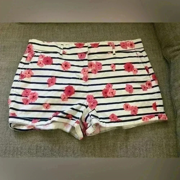 Floral Stripes Elle Shorts Size 12 - Picture 1 of 7